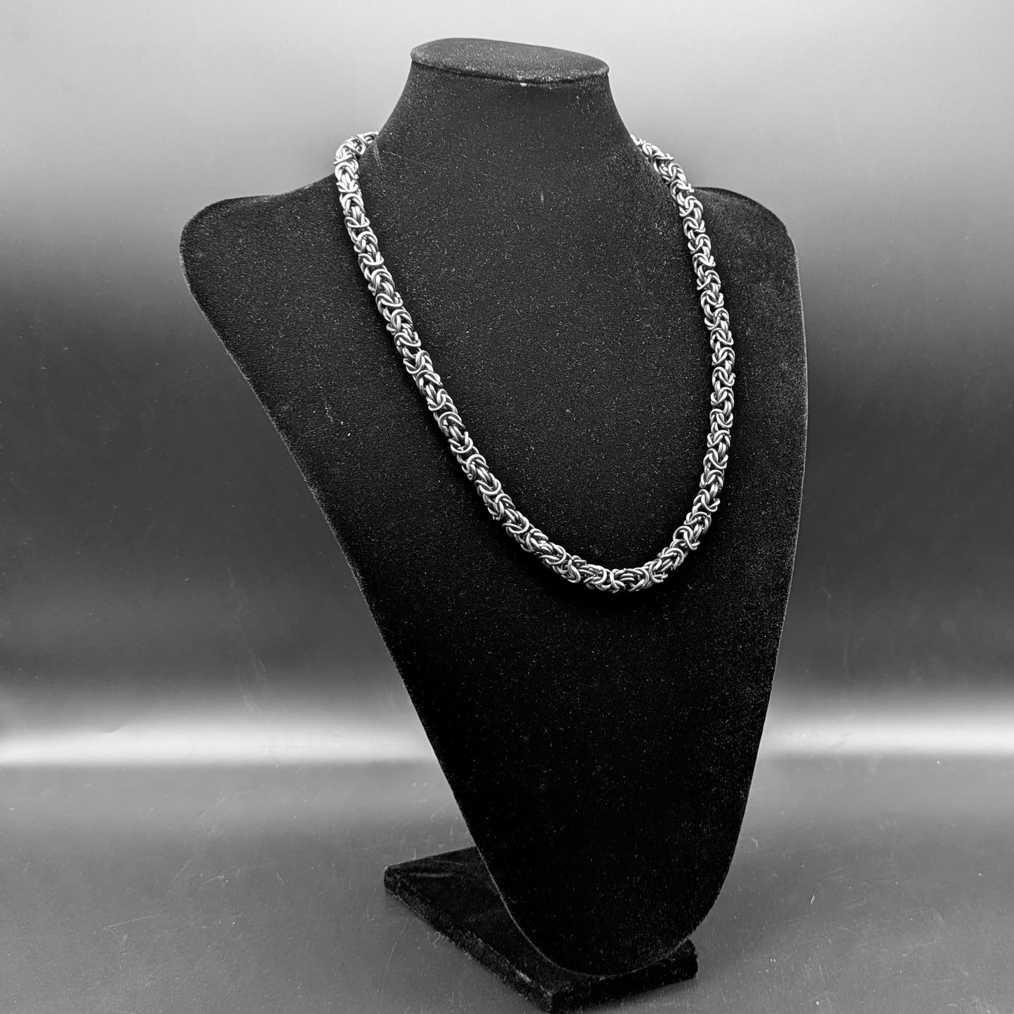 Chunky Round Byzantine Chain Gun Metal
