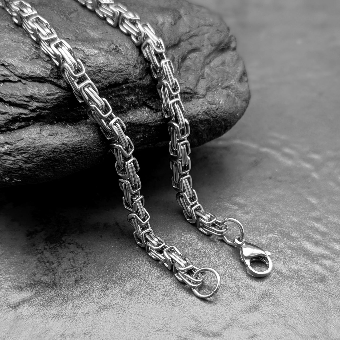 Thin Square Byzantine Chain