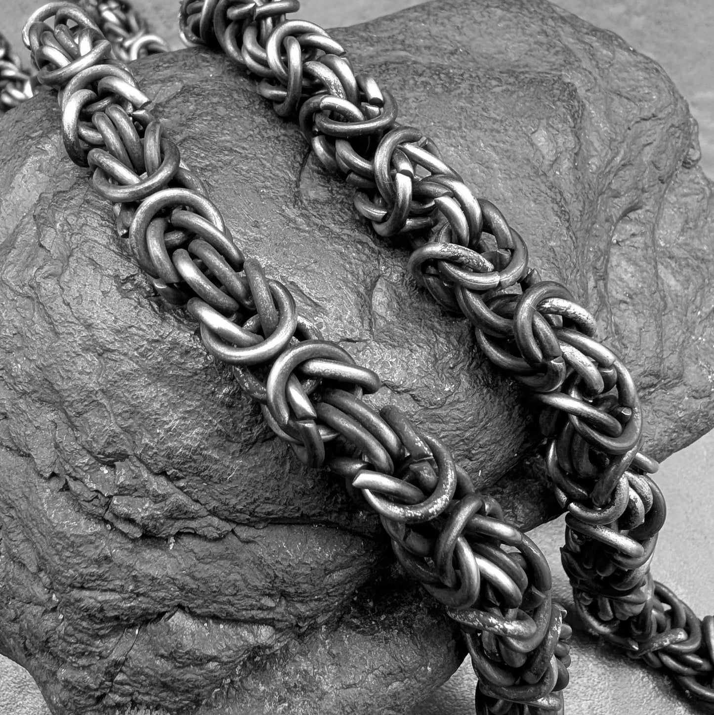 Chunky Round Byzantine Chain Gun Metal