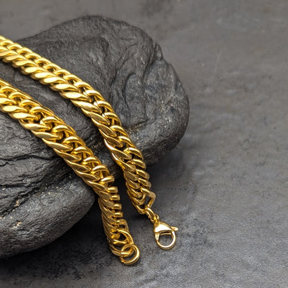 Gold Double Link Curb