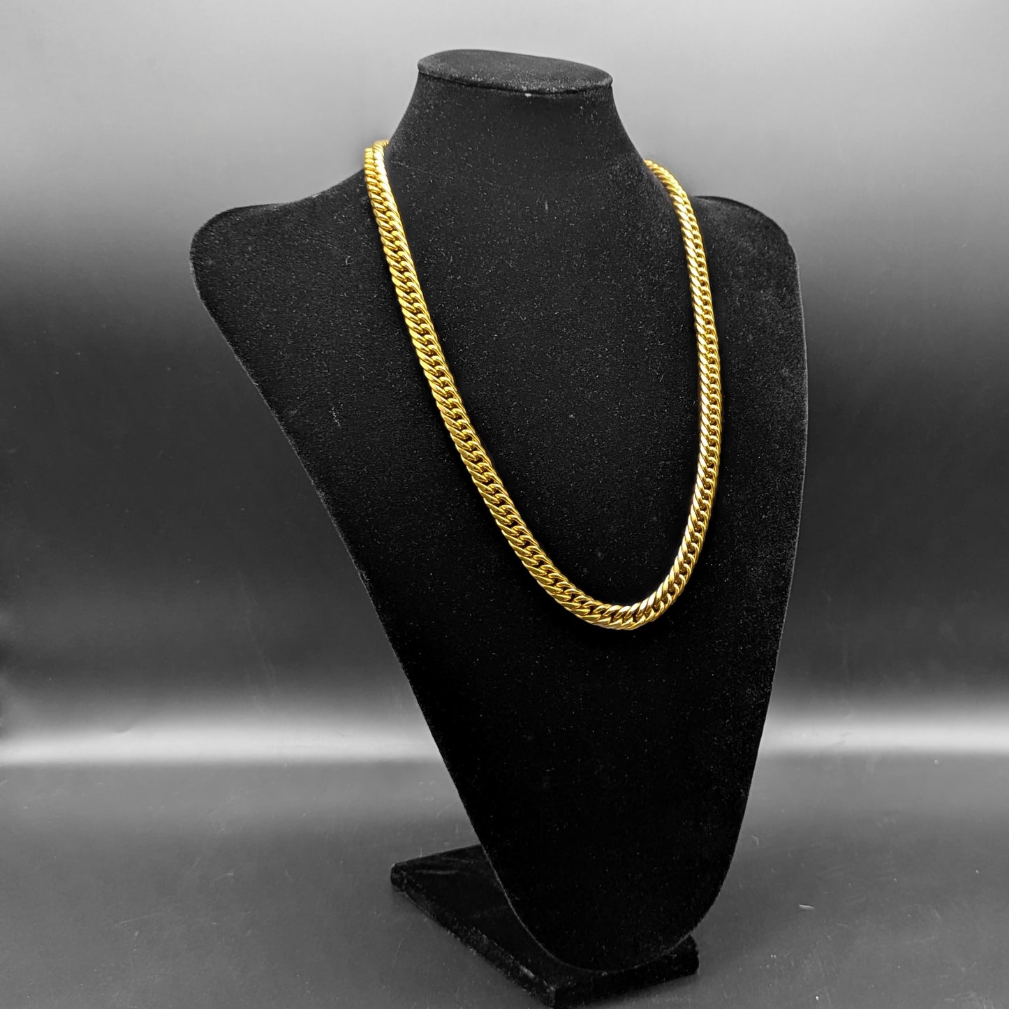 Gold Double Link Curb