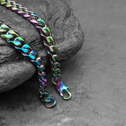 Iridescent Diamond Cut Curb