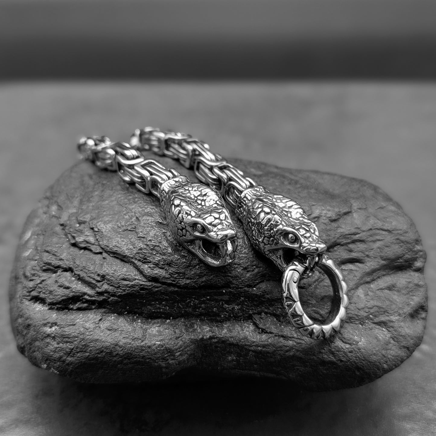 Double Snake Square Byzantine