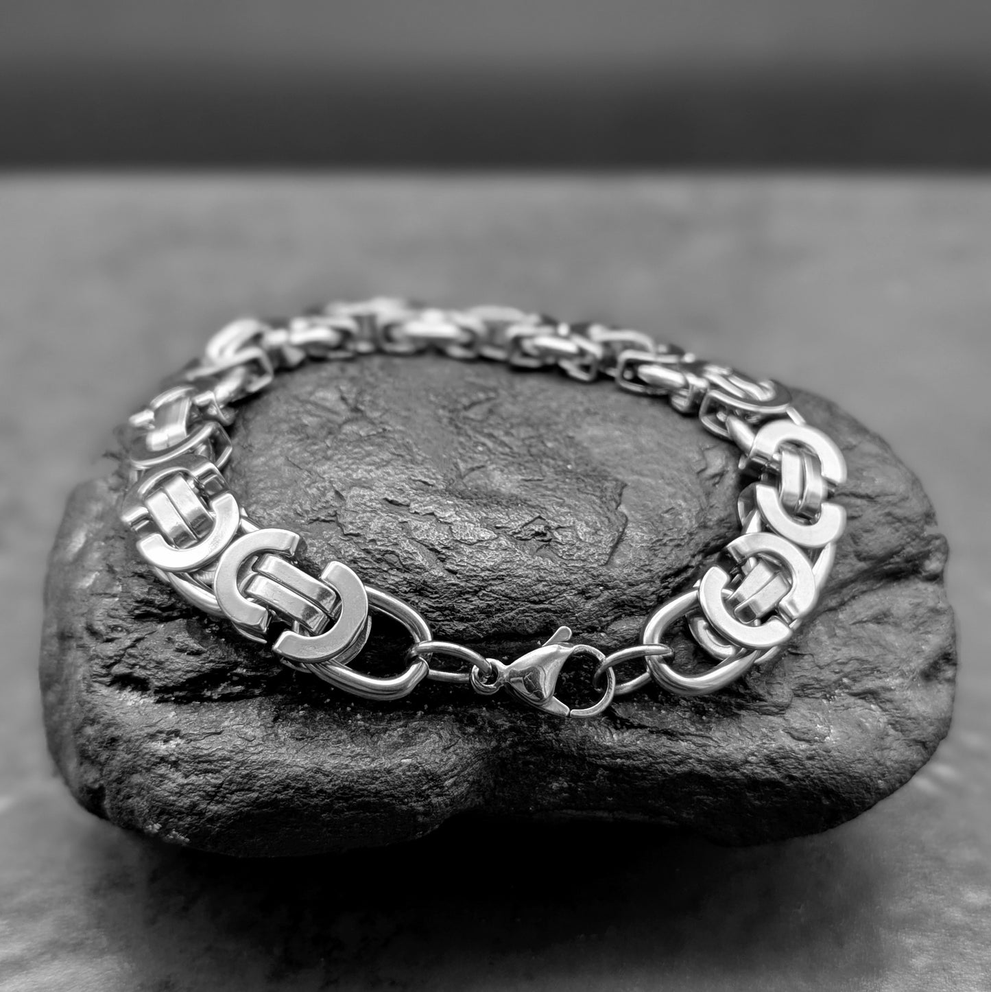 Flat Byzantine Chain