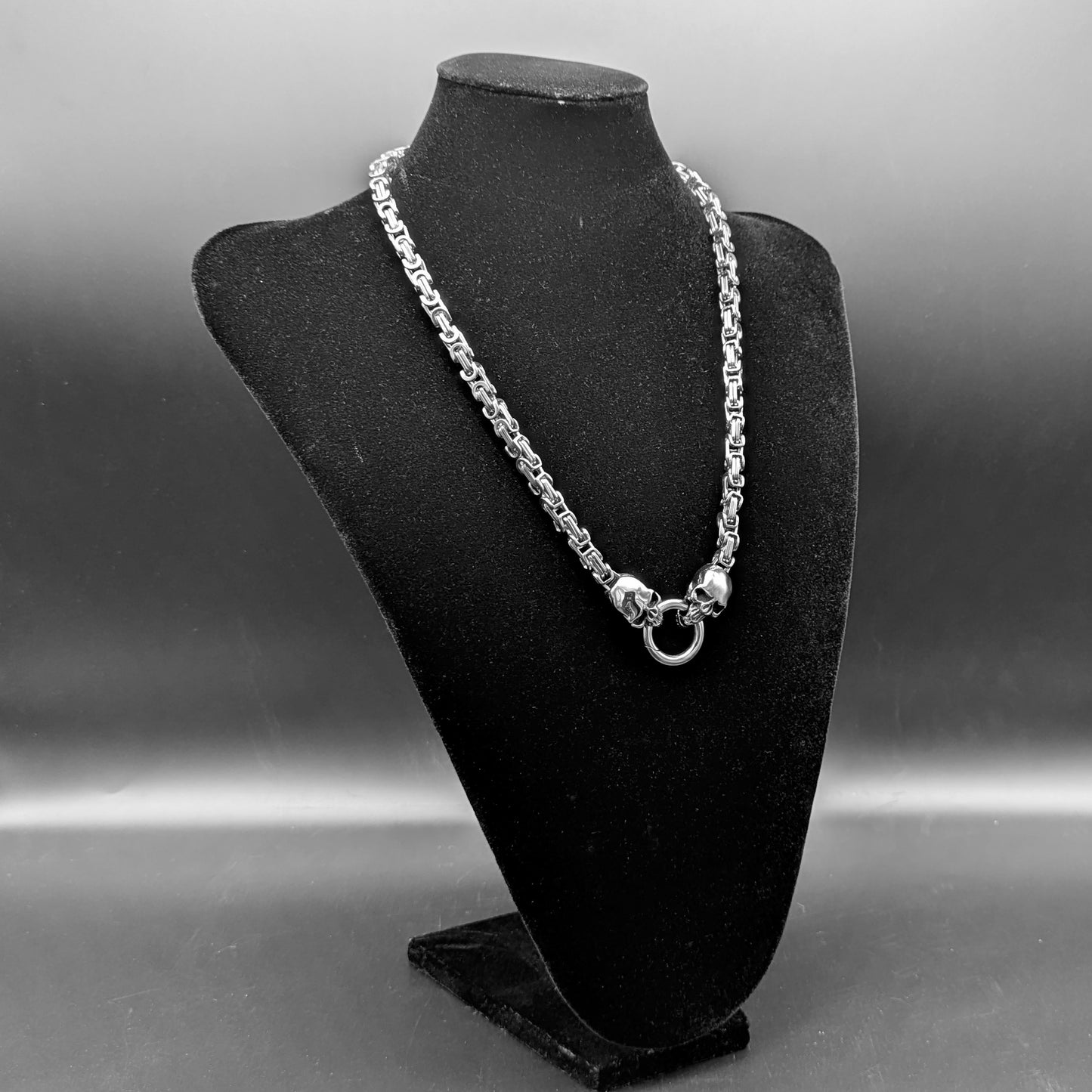 Double Skull Square Byzantine