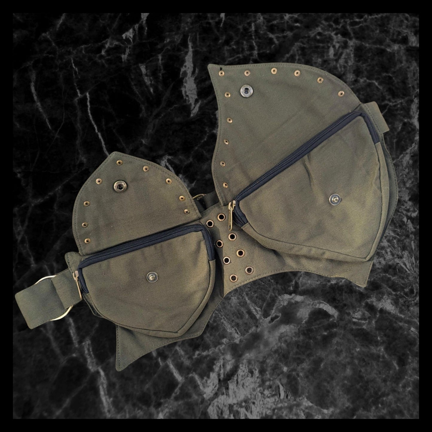 Lace Leaf Medium Beltbag