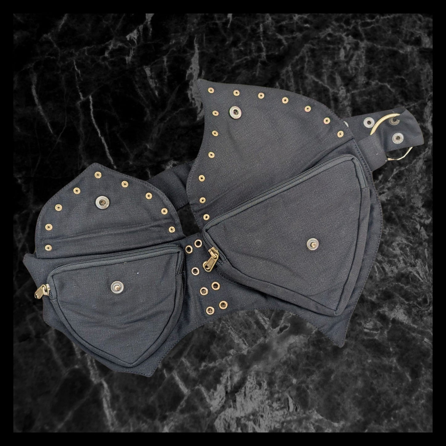 Lace Leaf Medium Beltbag