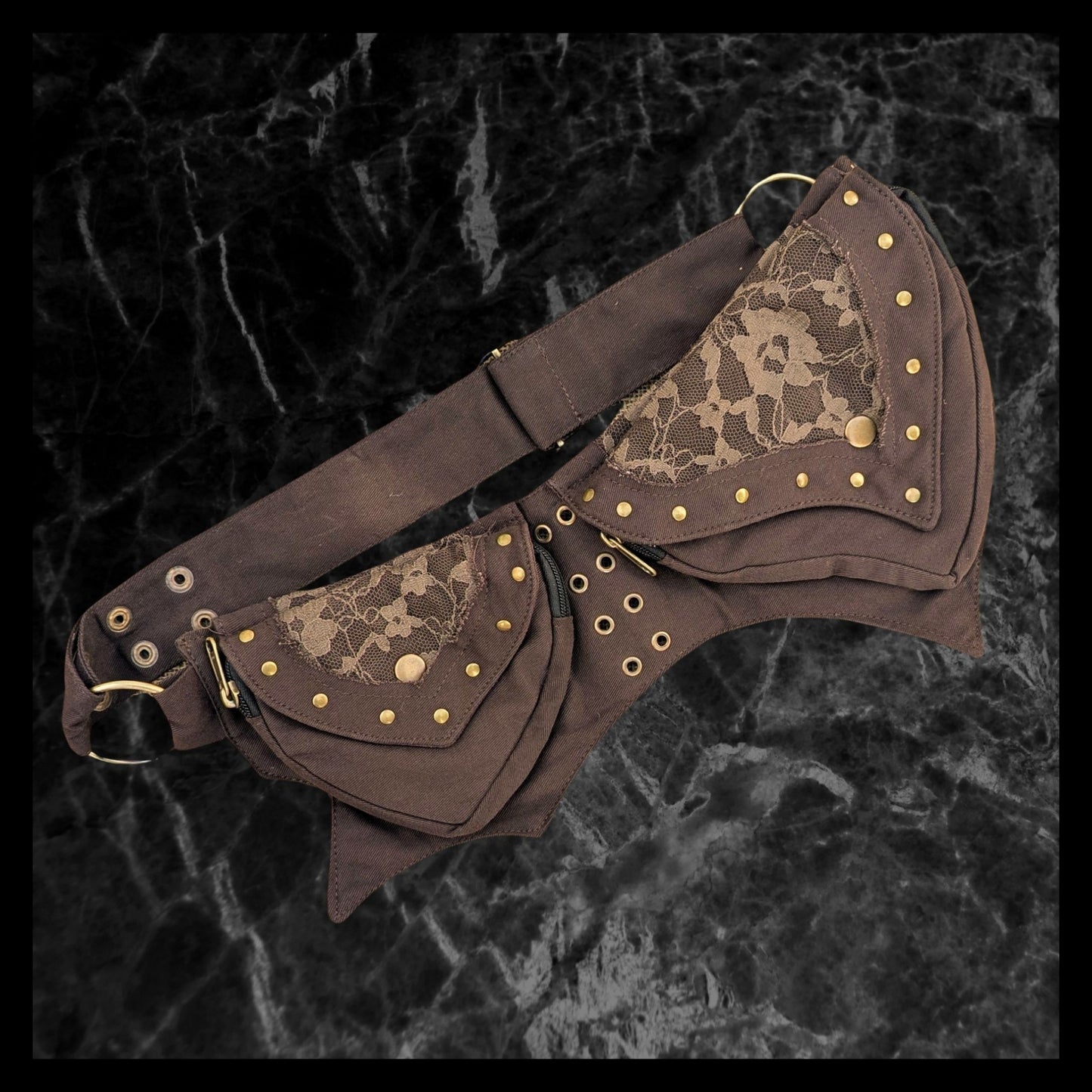 Lace Leaf Medium Beltbag