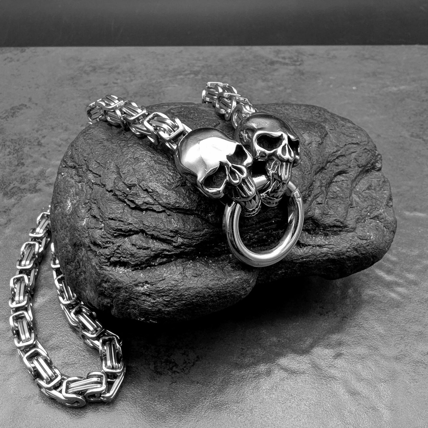 Double Skull Square Byzantine