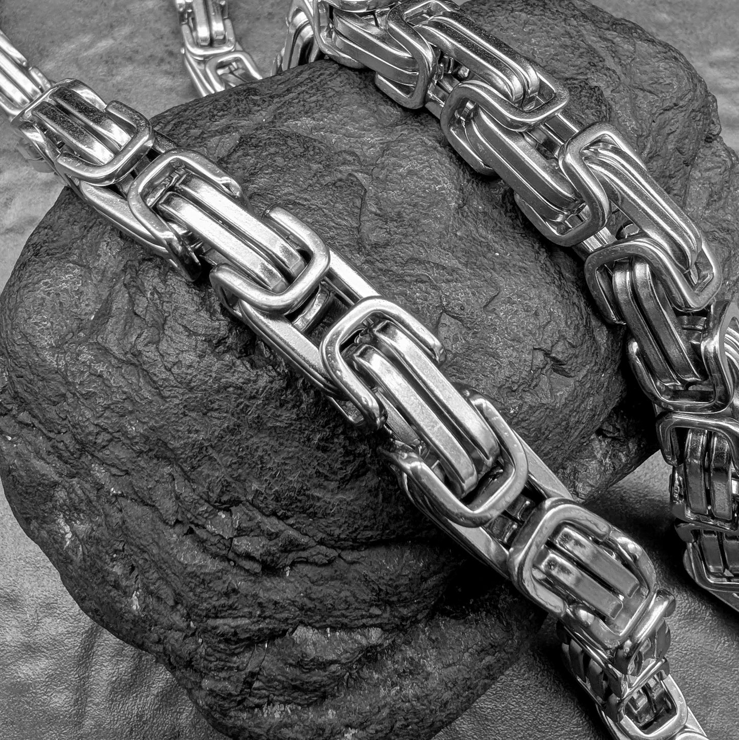 Extra Chunky Square Byzantine Chain