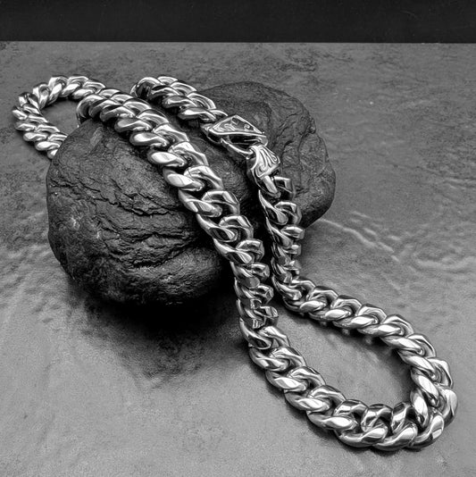 Extra Chunky Fancy Curb