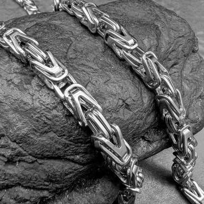 Square Byzantine Chain V2
